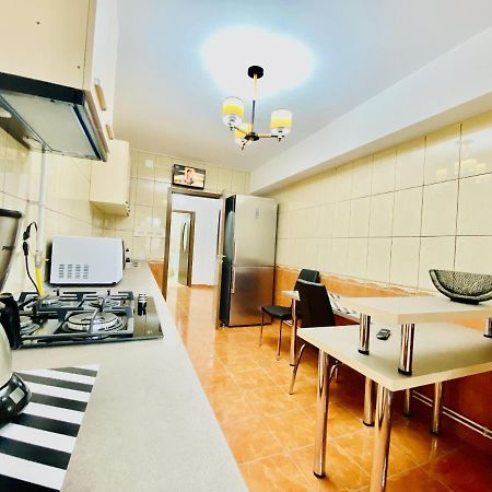 Central & Comfortable Studio Targoviste Extérieur photo