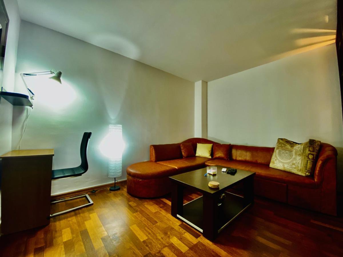 Central & Comfortable Studio Targoviste Extérieur photo