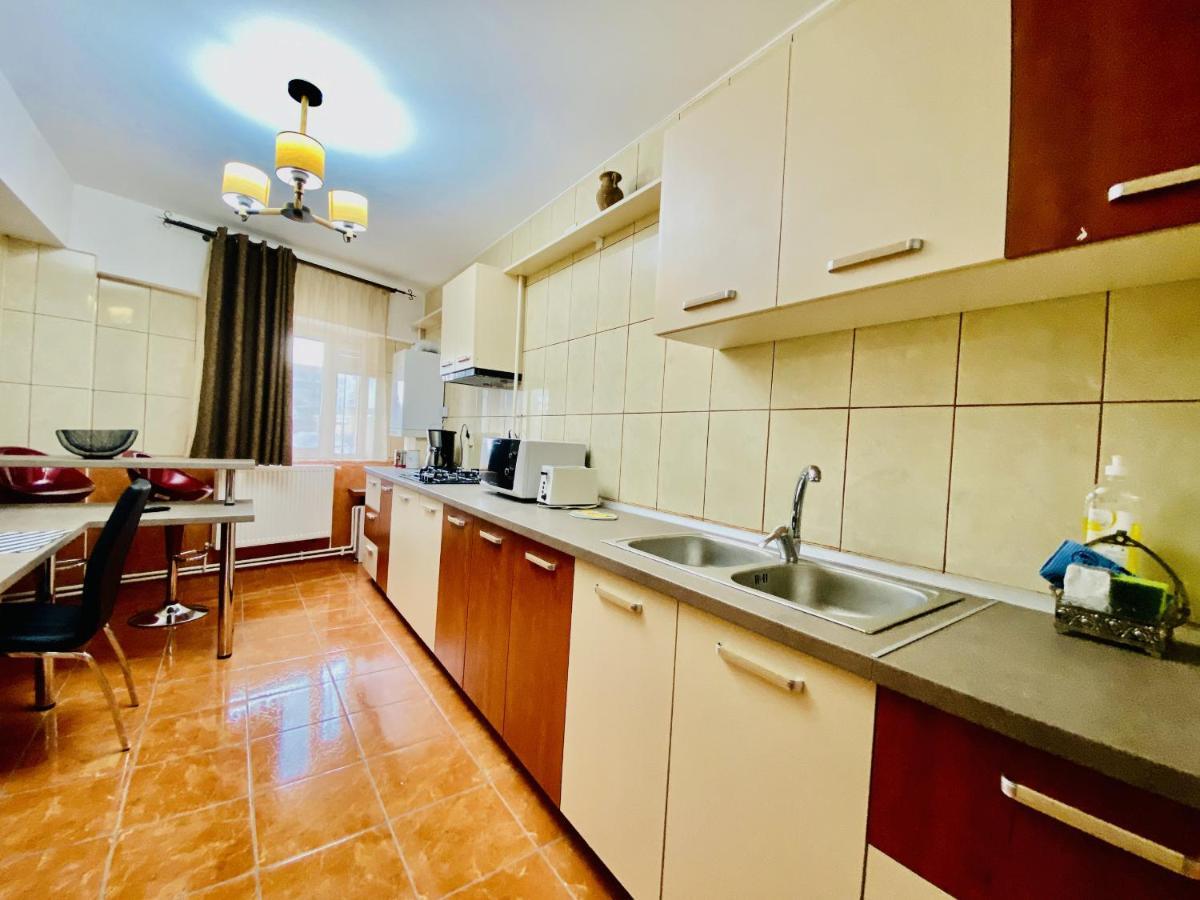 Central & Comfortable Studio Targoviste Extérieur photo